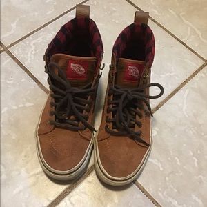 High top flannel Vans